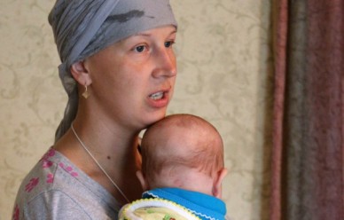 Умерла молодая мама, у которой шесть врачей не увидели рак последней стадии