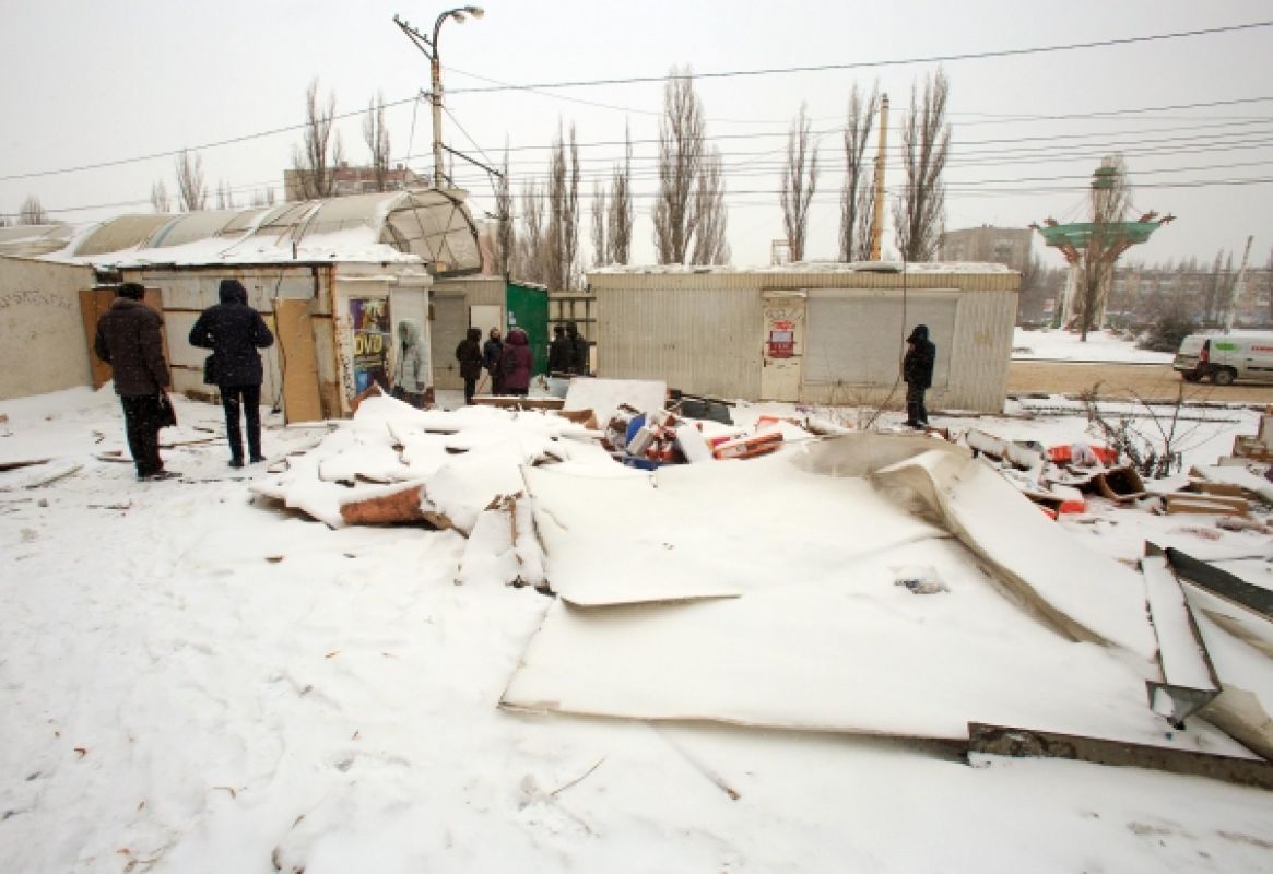 Торговцы «Остужевского» рассказали о промышляющих на рынке мародёрах