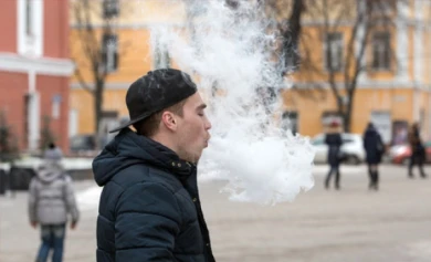 Воронежские депутаты будут добиваться, чтобы вейпинг приравняли к курению