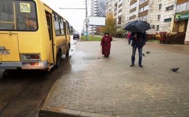 В Воронеже ларьки сносят вместе с остановками