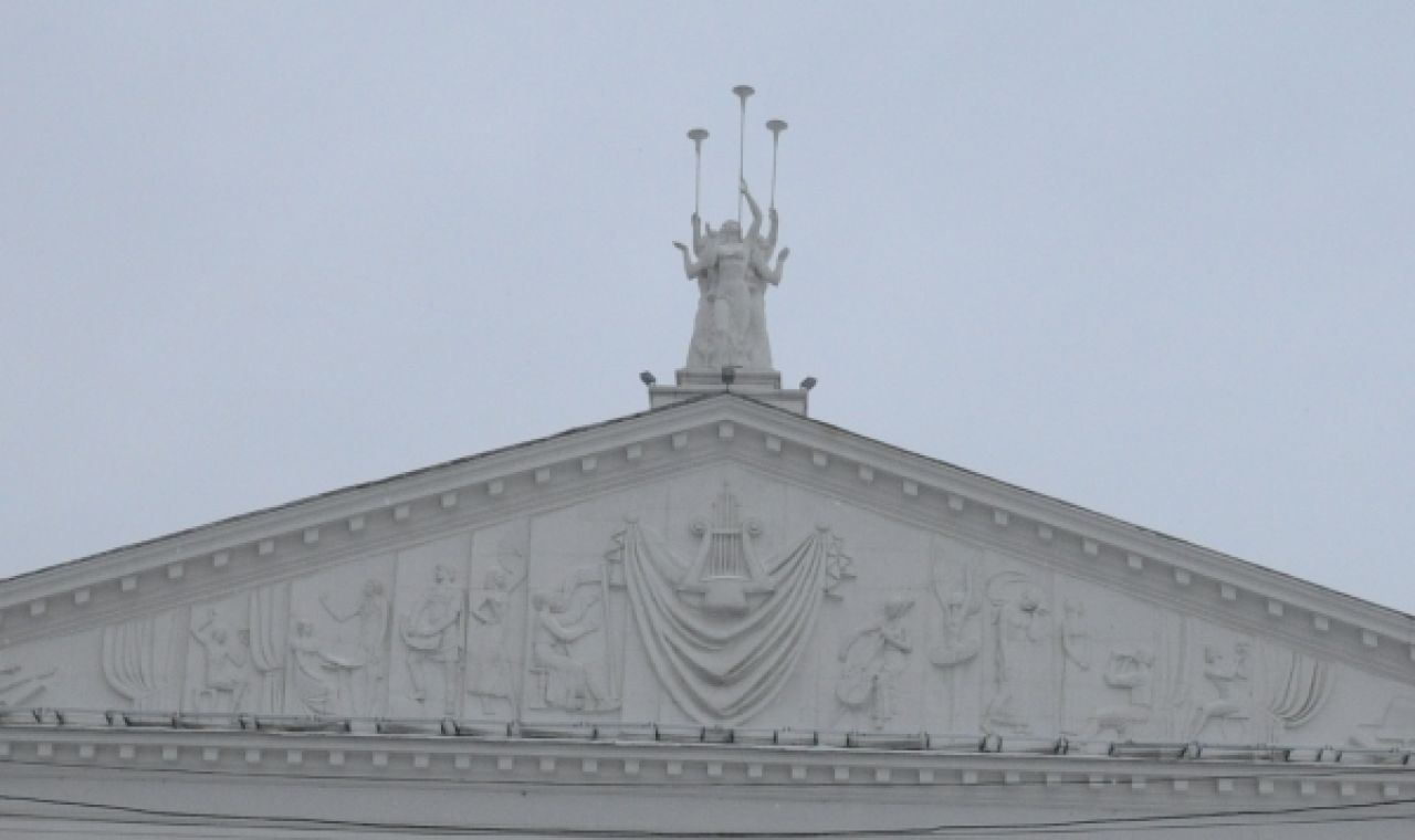 Руководитель департамента культуры прокомментировала скандал в оперном театре