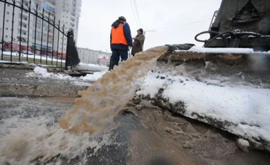 Из-за коммунальной аварии без воды остались сотни воронежцев
