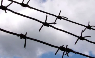 В Воронежской области  заключённому увеличили срок за удар ручкой в глаз сокамернику