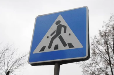 На ул. Жукова девушка-водитель сбила школьника на зебре