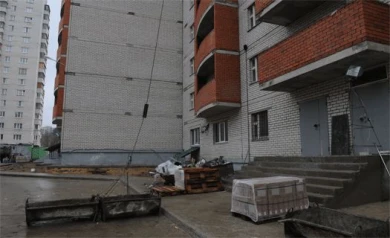 В Воронеже на стройке с  лебёдки сорвался груз: рабочий погиб на месте