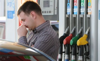 В Воронеже бензин продолжает дорожать