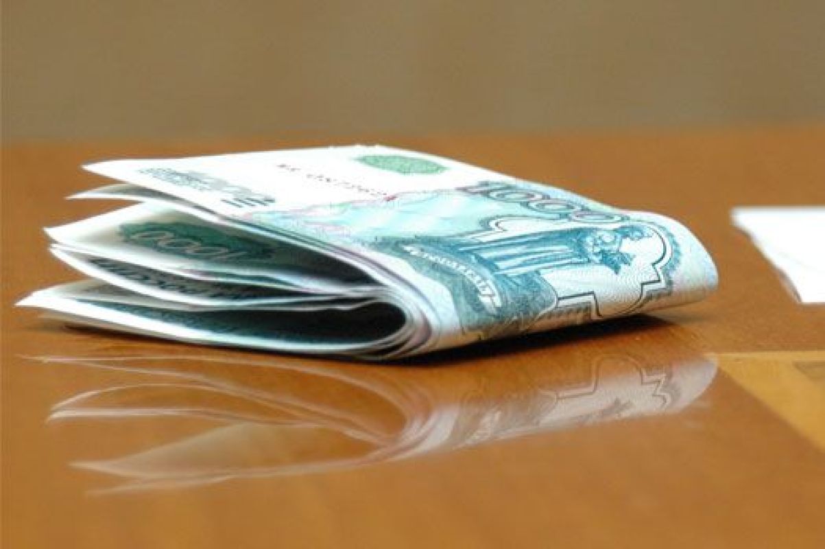 Путин пообещал сравнять зарплаты с прожиточным минимумом