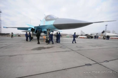 В небе над Бутурлиновкой устроили бой истребителей и бомбардировщиков