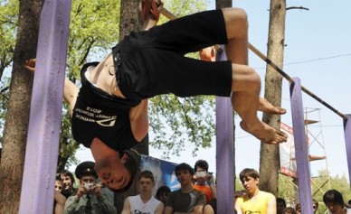 В Воронеже прошли всероссийские соревнования по дворовой гимнастике