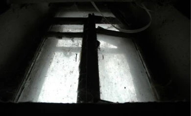 Полиция: выпавшая голой из окна в столице воронежская девушка была пьяна