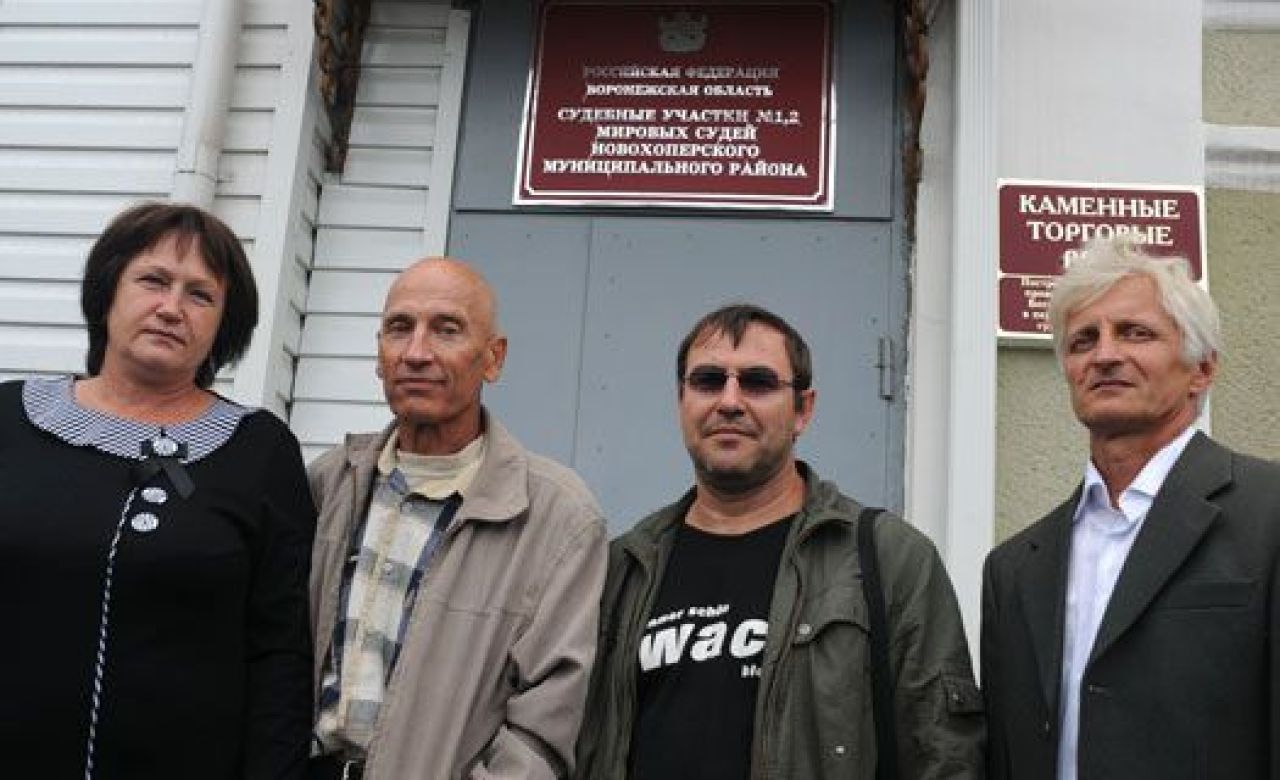 Подозреваемые в участии в незаконном митинге