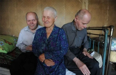 Читатели «МОЁ!» помогли собрать деньги на газификацию семье слепых из Углянца