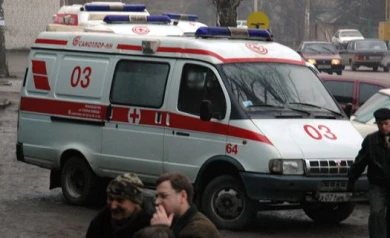 В микрорайоне Тенистый скорая протаранила столб