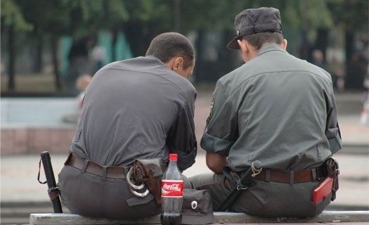 Воронежским полицейским разрешили ходить по ресторанам и кафе