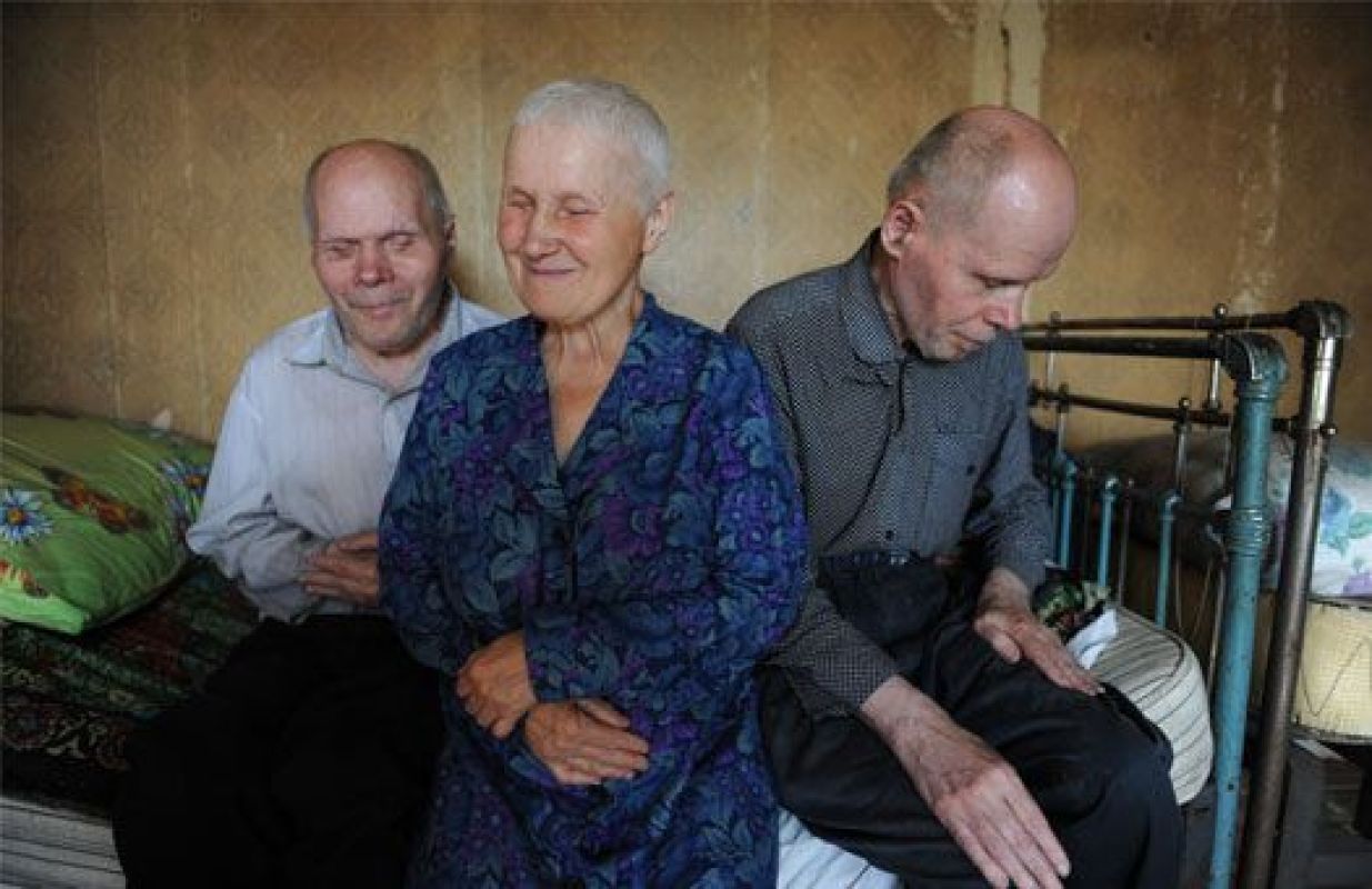 Семье незрячих инвалидов купят новый дом