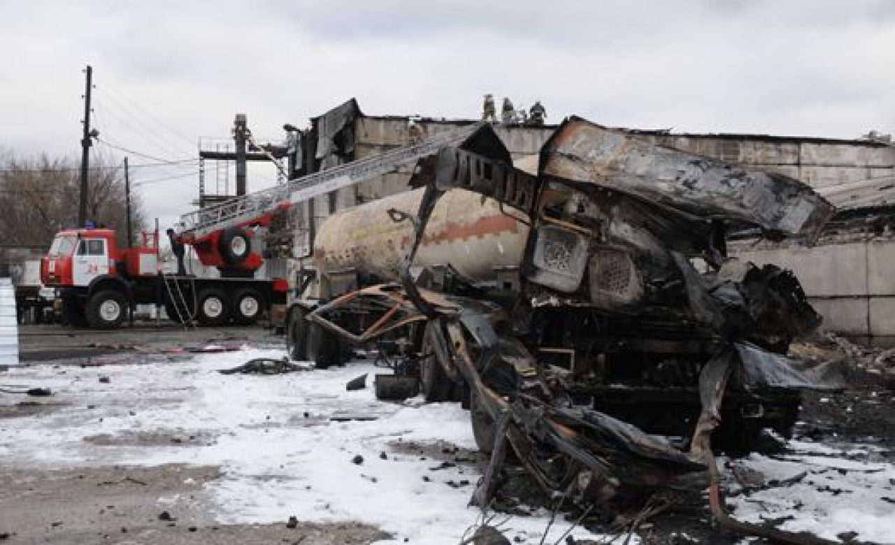 Число пострадавших от взрыва на газовой заправке под Воронежем выросло до шести