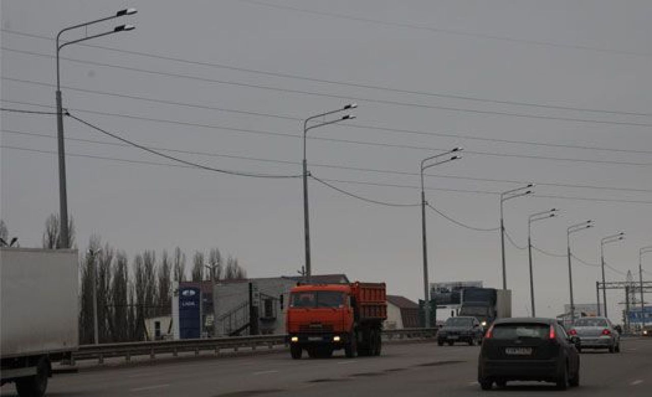 Очередное ДТП на ул. Антонова-Овсеенко произошло на неосвещённом участке дороги