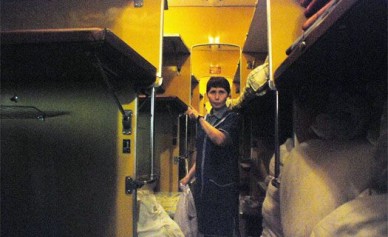 В туалетах воронежских поездов  пассажирам подавали опасную воду