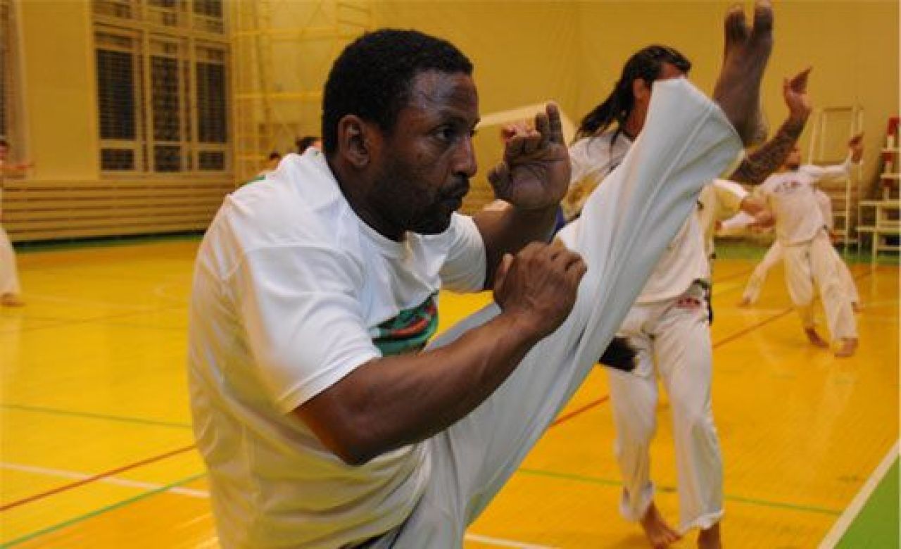 Бразильский профессор Джабути провёл в Воронеже мастер-класс по капоэйре