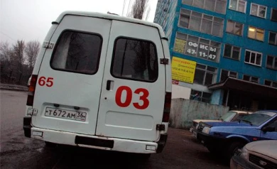 Воронежские власти решили не спешить с передачей автопарка «скорой» в частные руки