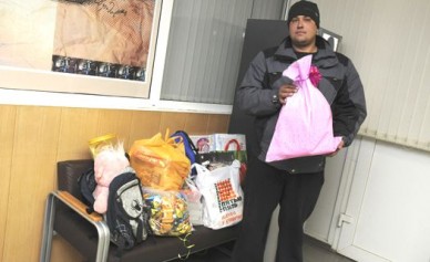 Жители Лискинского района организовали сбор подарков для детей из школ-интернато...