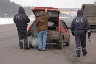 Воронежские спортсмены едва не замерзли на трассе: МЧС решило патрулировать доро...