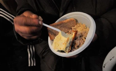 В храме у цирка открылась благотворительная трапезная для малоимущих