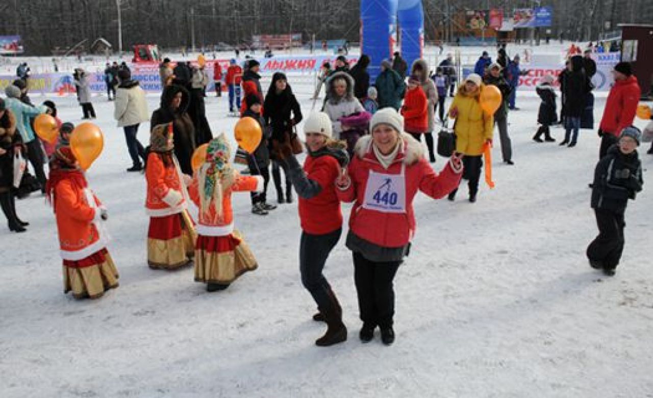 В Воронеже встретили весну праздником «Не мёрзни!» от газеты «МОЁ!»