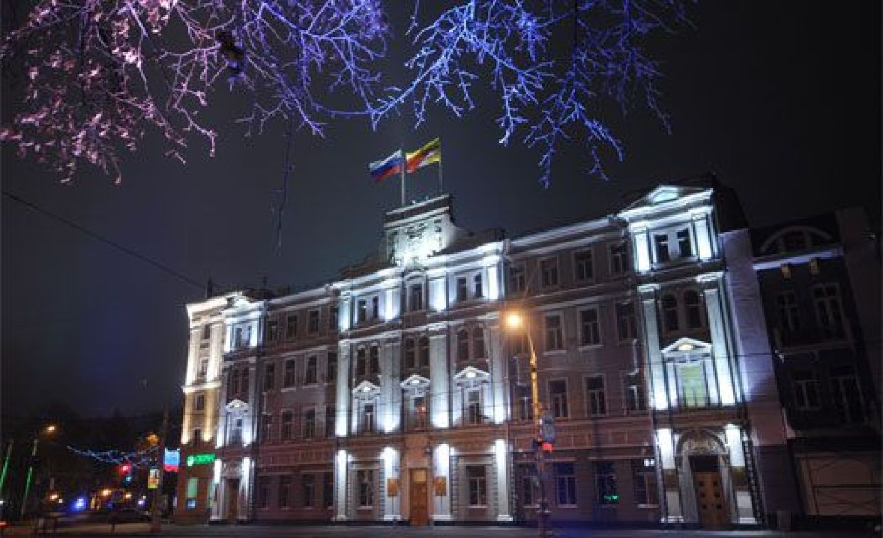 Здание «Юбилейного», мэрии и правительства области оставят без подсветки