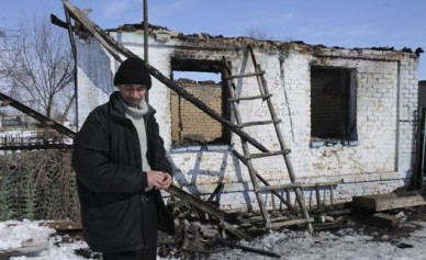 Семье, в которой подросток спас троих детей, чиновники ищут новый дом