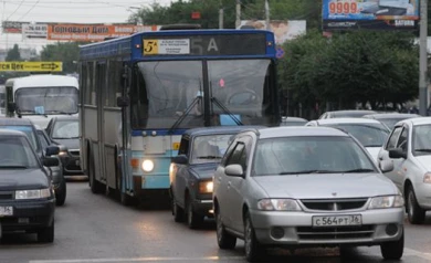 Из-за мелких ДТП парализовано движение на Московском проспекте