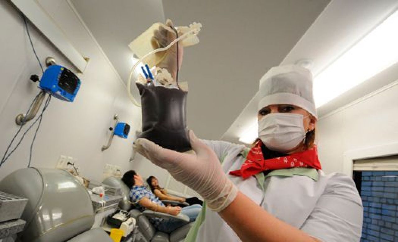 В центре Воронежа у чиновников брали кровь