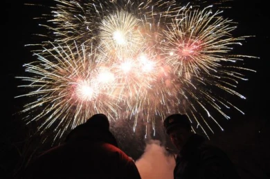 В Воронеже салют на 9 Мая может «бить» из воды