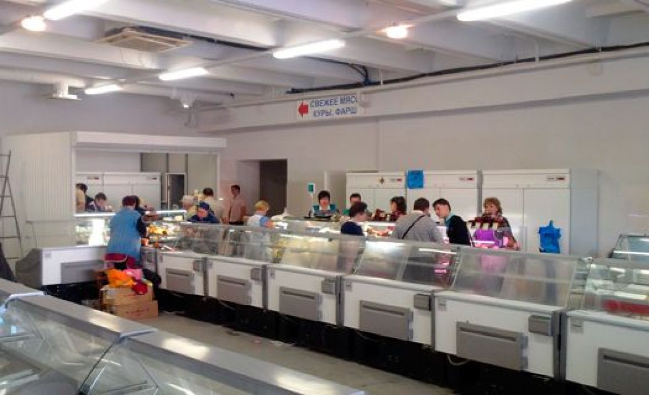 Предприниматели Центрального рынка начали торговлю во «Фламинго»