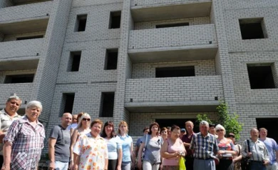 Губернатор: воронежские дольщики отдают деньги явным мошенникам