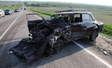 Очевидцы: «На трассе столкнулись три машины: погиб мужчина, его дочь и супруга ранены»