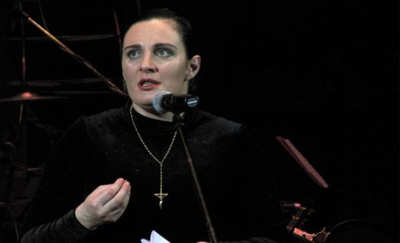 Елена Ваенга на концерте в Воронеже.