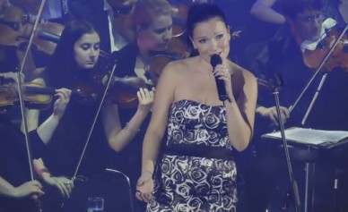 Тарья Турунен из Nightwish на концерте в Воронеже села за барабаны