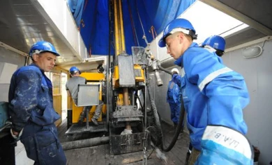 На никелевых месторождениях начались буровые работы
