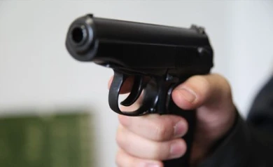 В Павловске преступники, пытавшиеся ограбить банк, обстреляли машину полиции