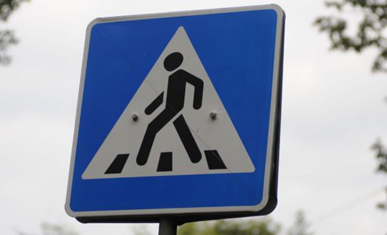 В Воронеже «Лада Приора» на пешеходном переходе сбила гражданина Франции