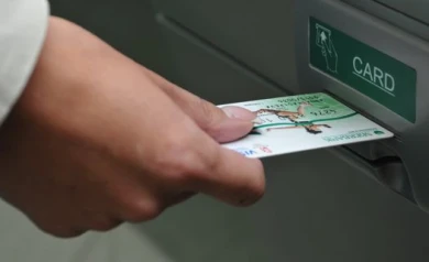 Под Воронежем молодая мать обокрала женщину, которая её накормила