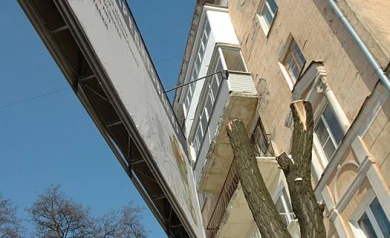 В Воронежской области снесут рекламные щиты, мешающие пешеходам