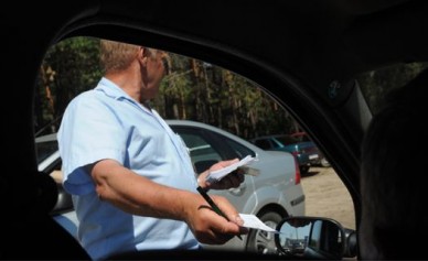 В Воронеже мужчина, похищенный бандитами, сбежал через окно авто