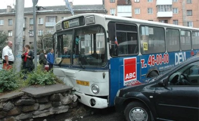 В Воронеже водители автобусов №41 и №90 своим хамством довели до слёз пассажиров