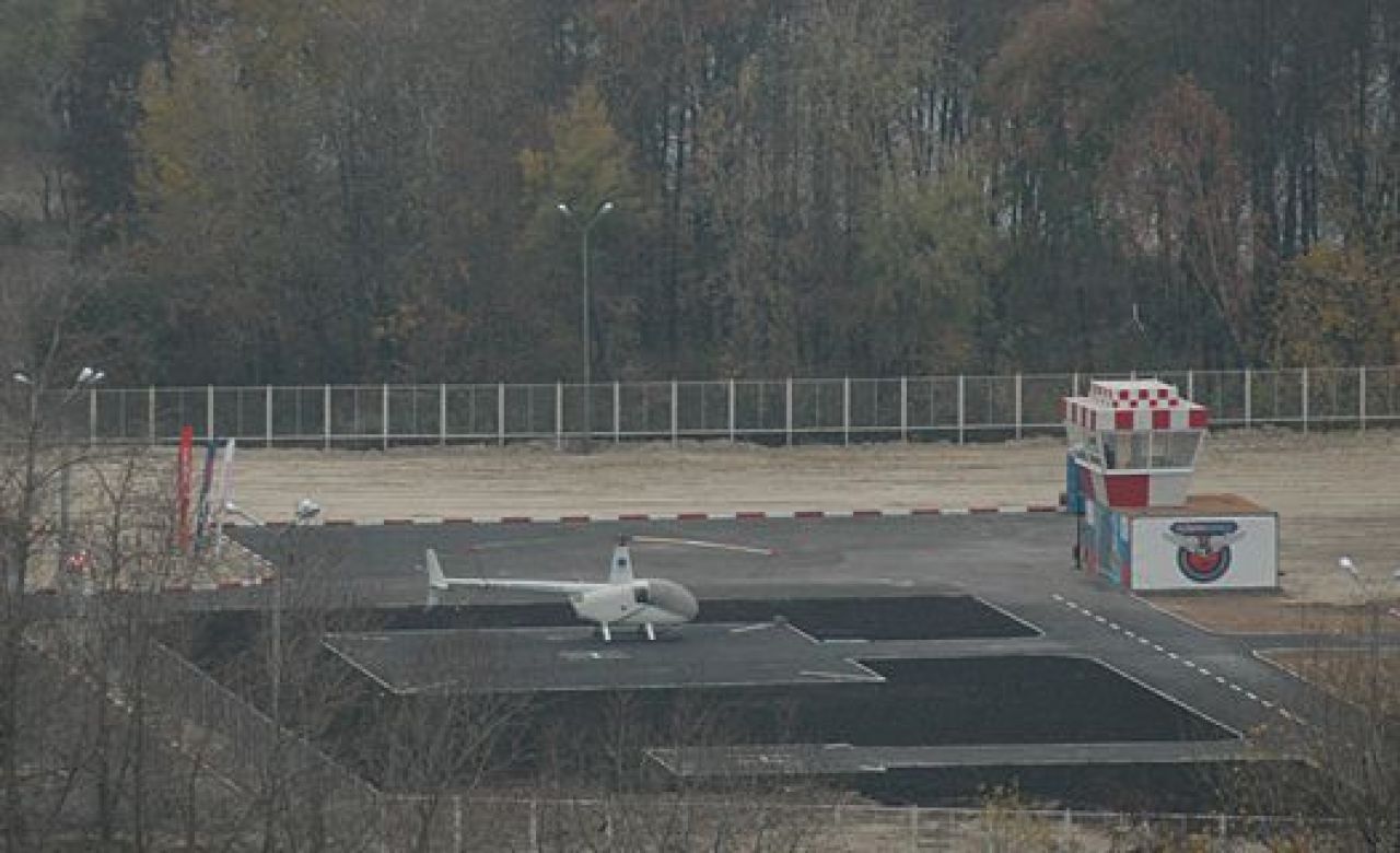 вертолётная площадка на Чернавской дамбе