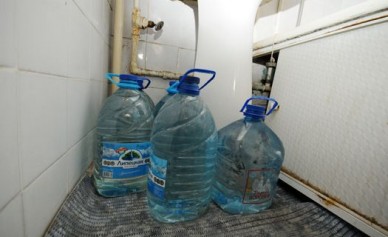В центре Воронежа 36 семей неделю живут практически без воды