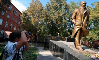 В Воронеже на городских памятниках появятся QR-коды