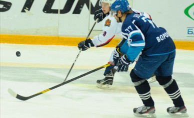 Билеты на первый матч «Бурана» в ВХЛ появятся в кассах в воскресенье