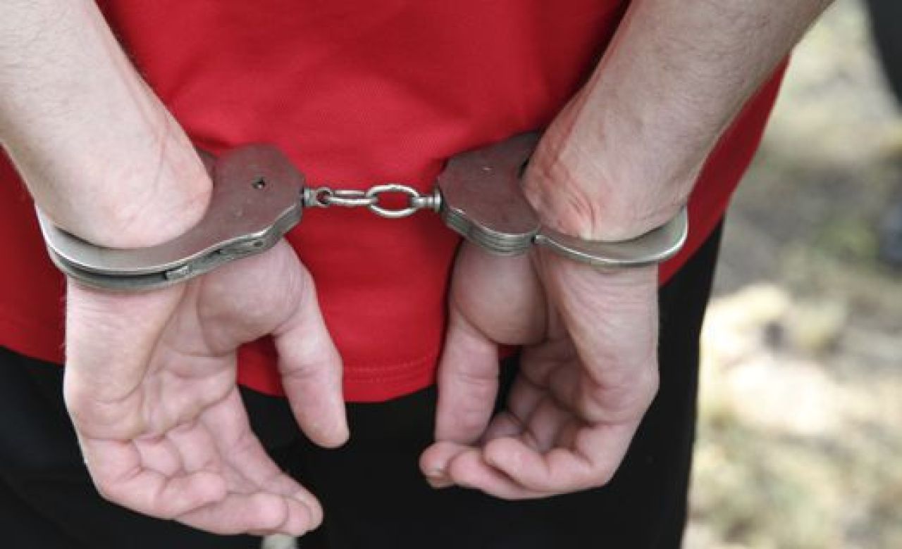 В Воронеже задержали таджика-дебошира с 16 пакетиками героина